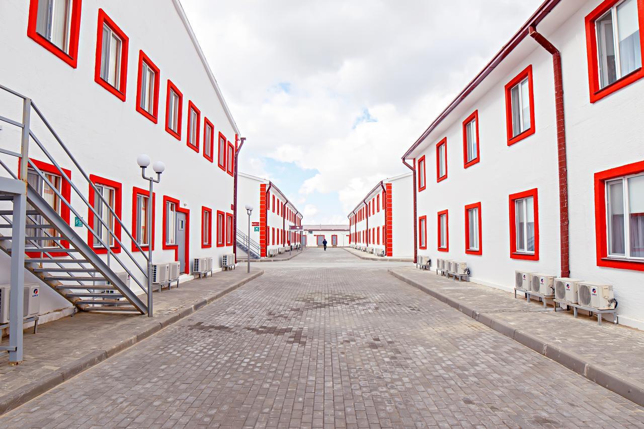 New Tengiz Camp Eksteriør billede